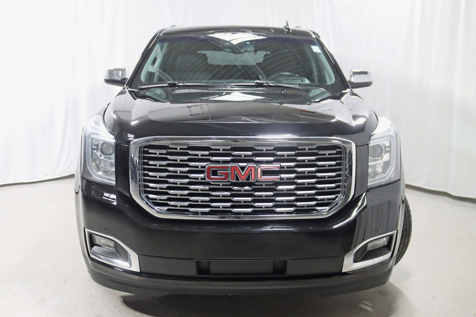 Used 2018 GMC Yukon Denali w/ Denali Ultimate Package image 8