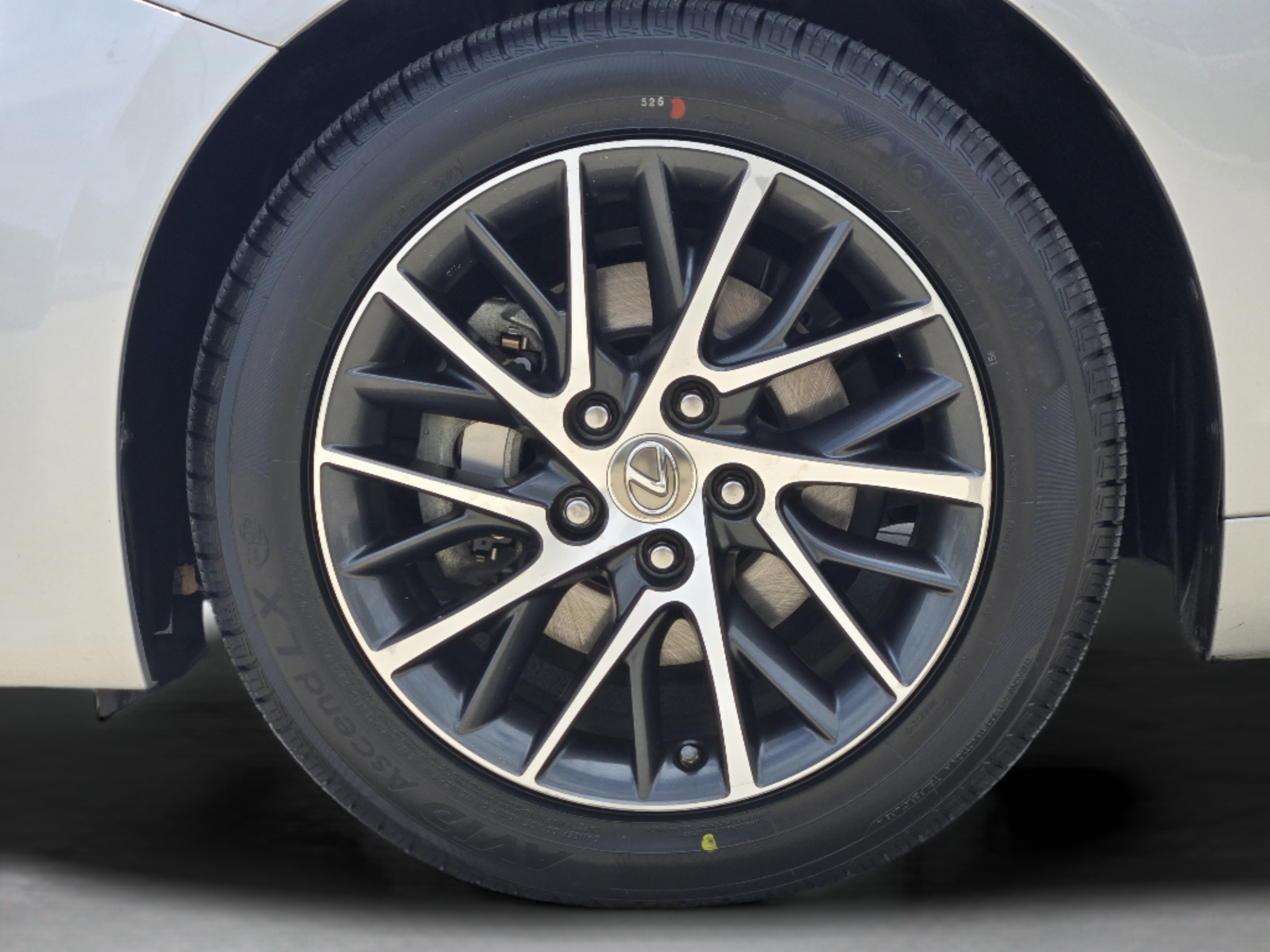 Used 2017 Lexus ES 350 w/ Luxury Package FWD image 38