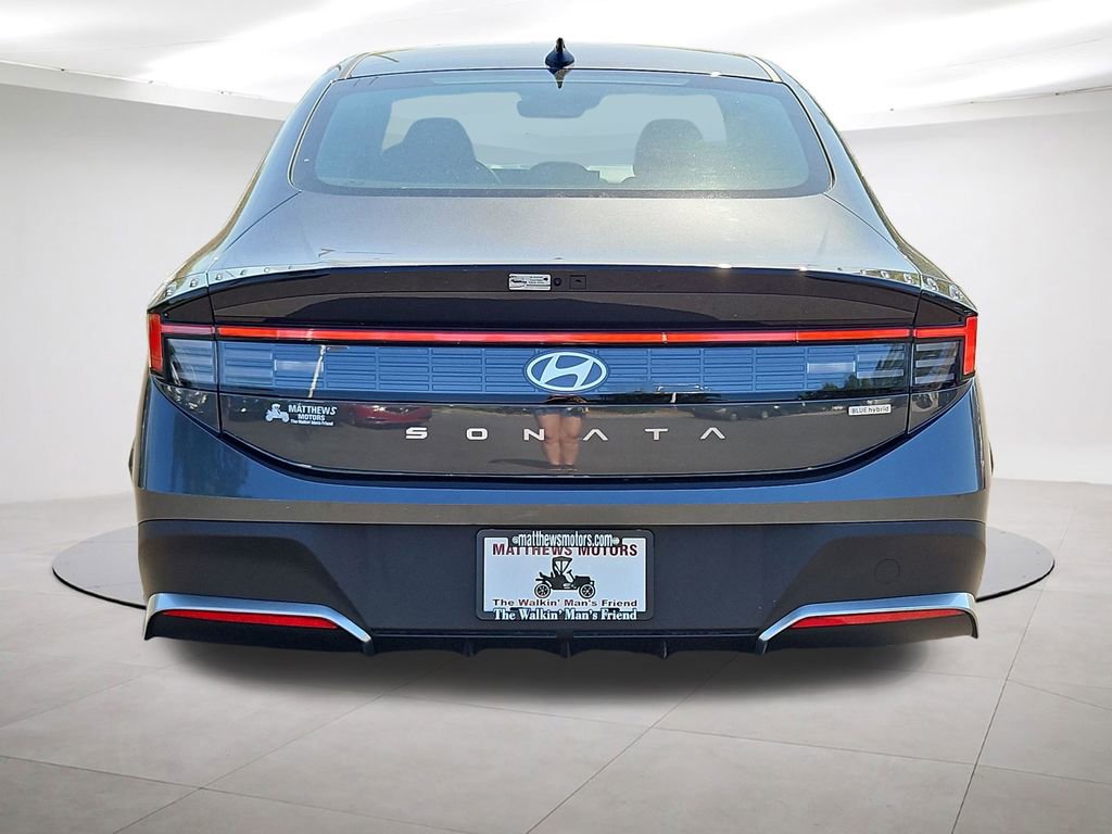 Used 2026 Hyundai Sonata Blue FWD image 6