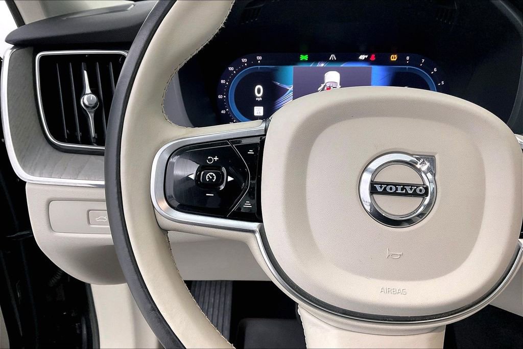 Certified 2023 Volvo XC60 B5 Plus w/ Protection Package Premier image 27