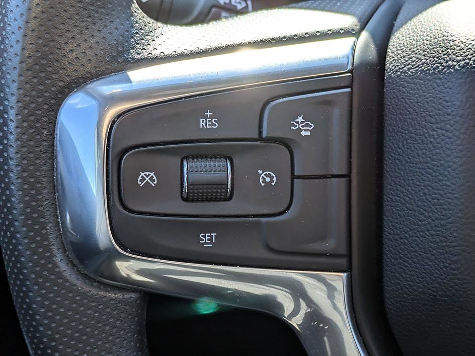 Used 2024 Chevrolet Blazer LT w/ Convenience Package image 18