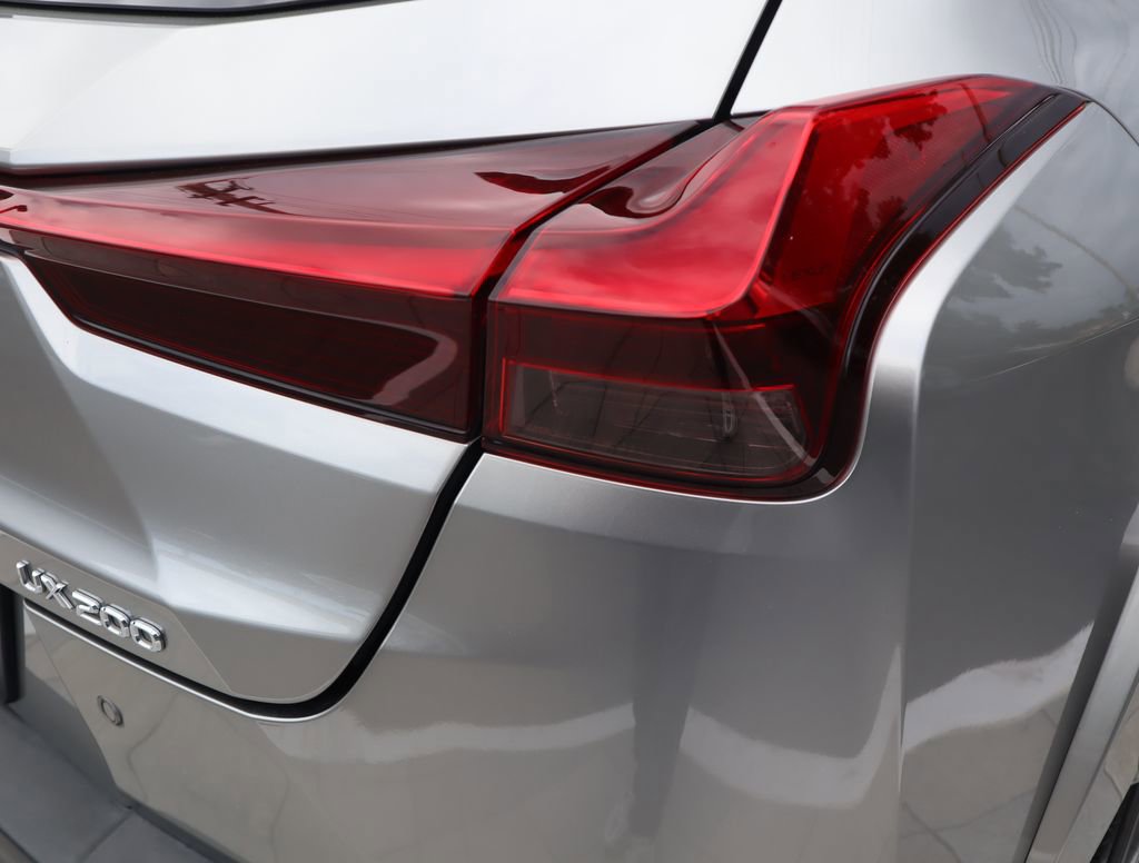 Used 2022 Lexus UX 200 F Sport FWD image 18