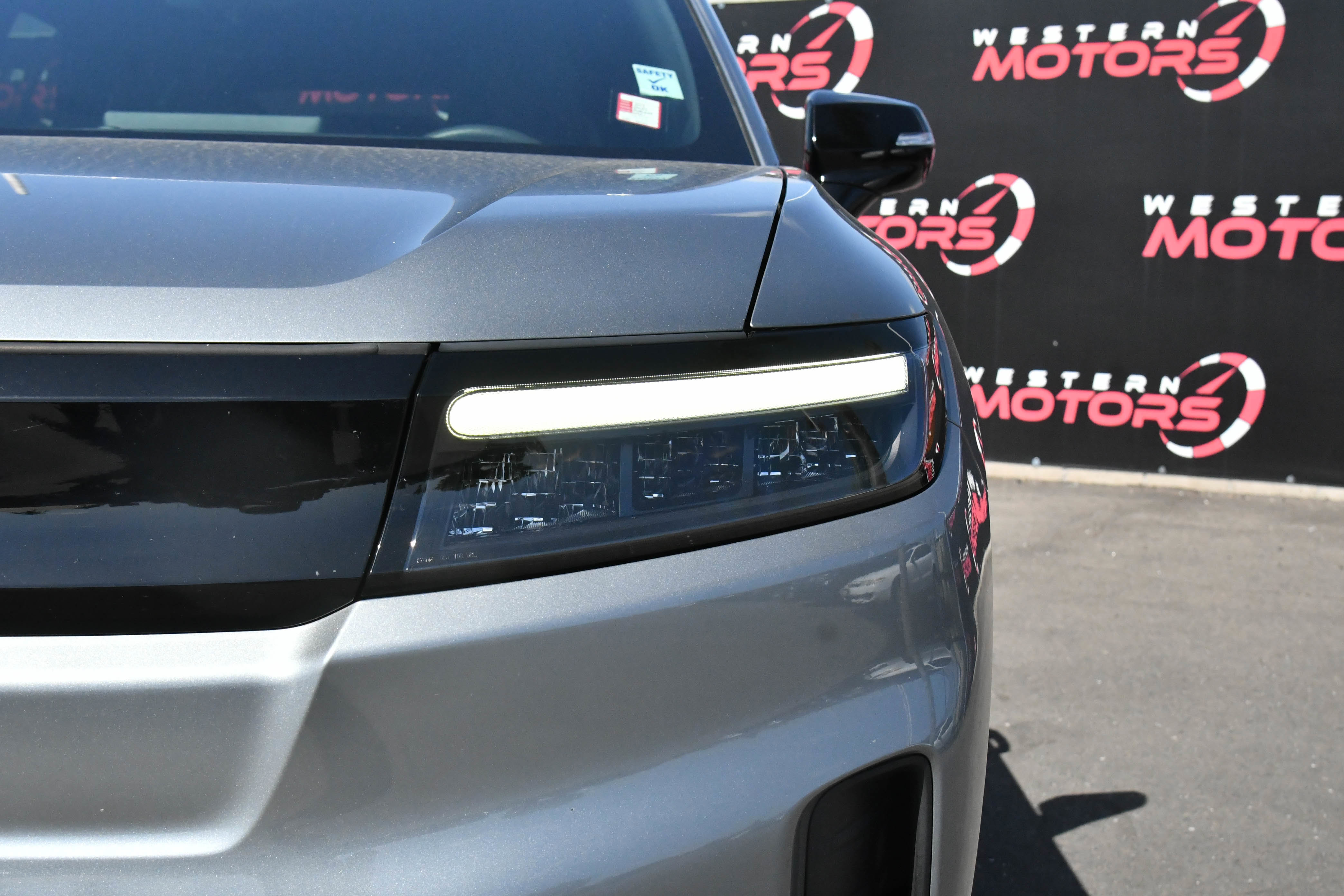 Used 2024 Honda Prologue EX image 11
