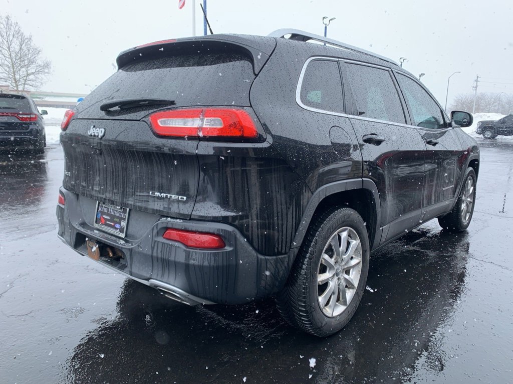 Used 2015 Jeep Cherokee Limited w/ Luxury Group image 3