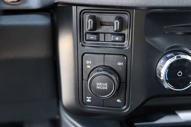 Used 2025 Ford F250 Platinum image 26