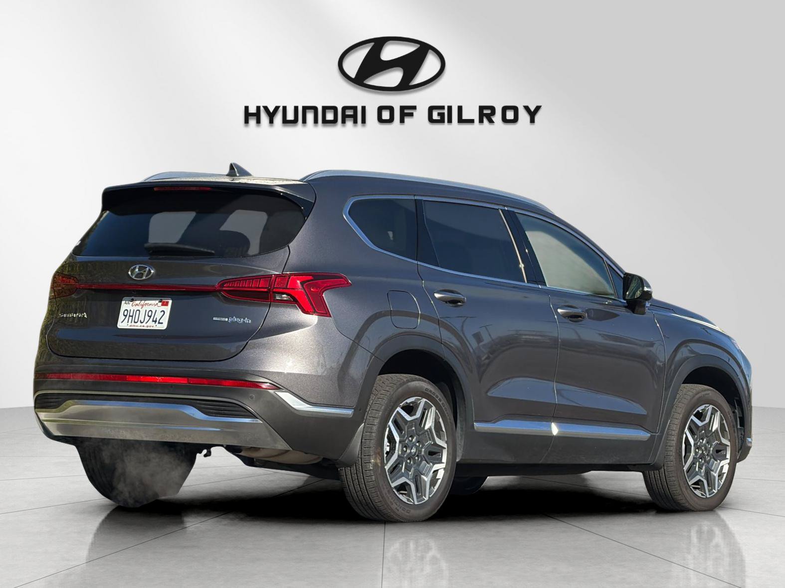 Certified 2023 Hyundai Santa Fe Limited AWD/4WD image 5