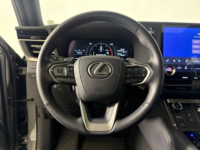Used 2024 Lexus GX 550 w/ Cold Area Package AWD/4WD image 27