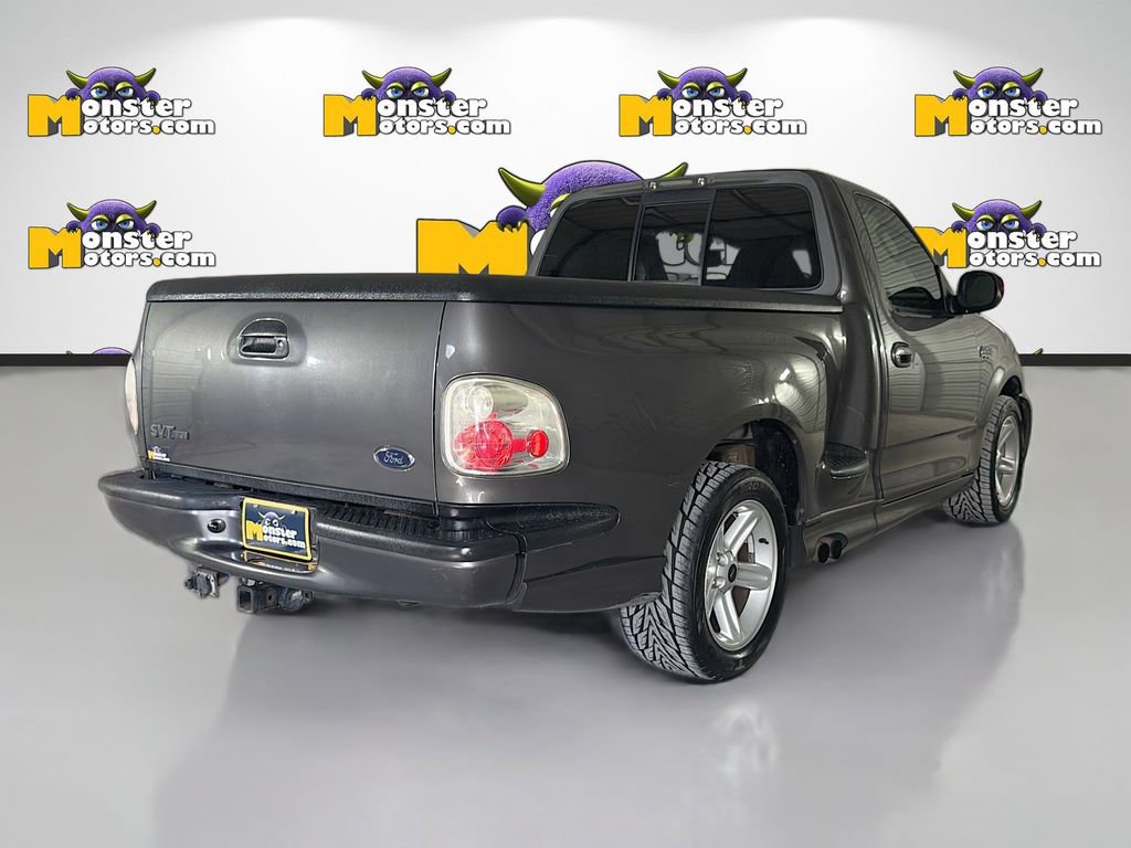Used 2004 Ford F150 Lightning RWD image 5