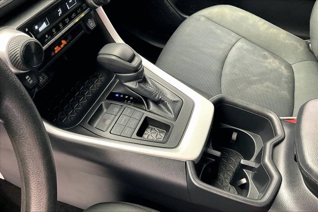 Used 2024 Toyota RAV4 LE image 17