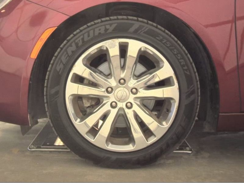 Used 2015 Chrysler 200 Limited w/ Convenience Group FWD image 12
