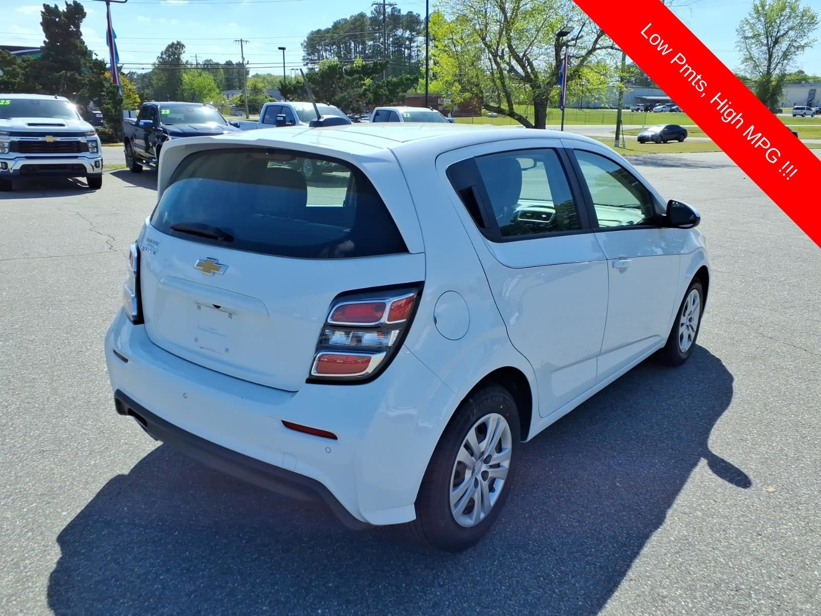 Used 2020 Chevrolet Sonic LT image 5