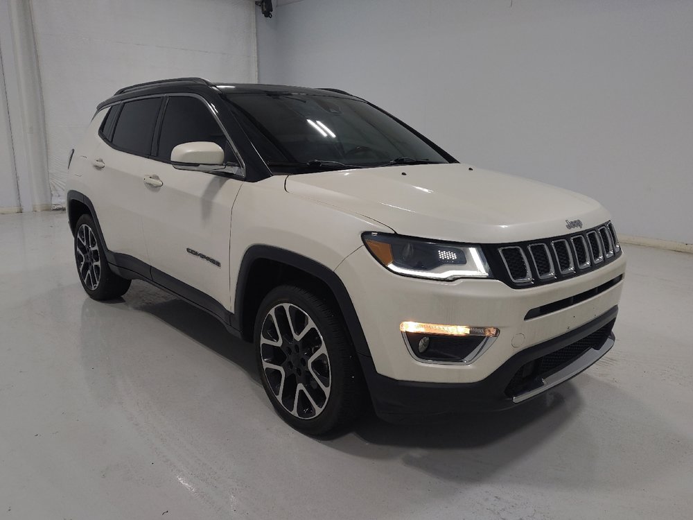 Used 2021 Jeep Compass Limited w/ Sun and Sound Group AWD/4WD image 13