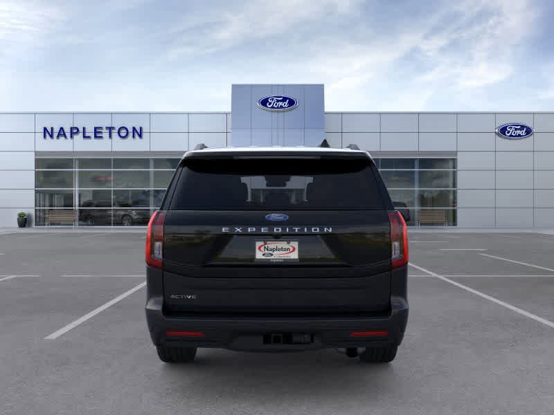 New 2025 Ford Expedition Active image 5
