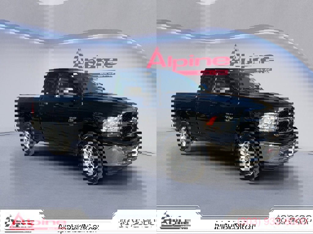 Used 2024 RAM 1500 Classic SLT image 7