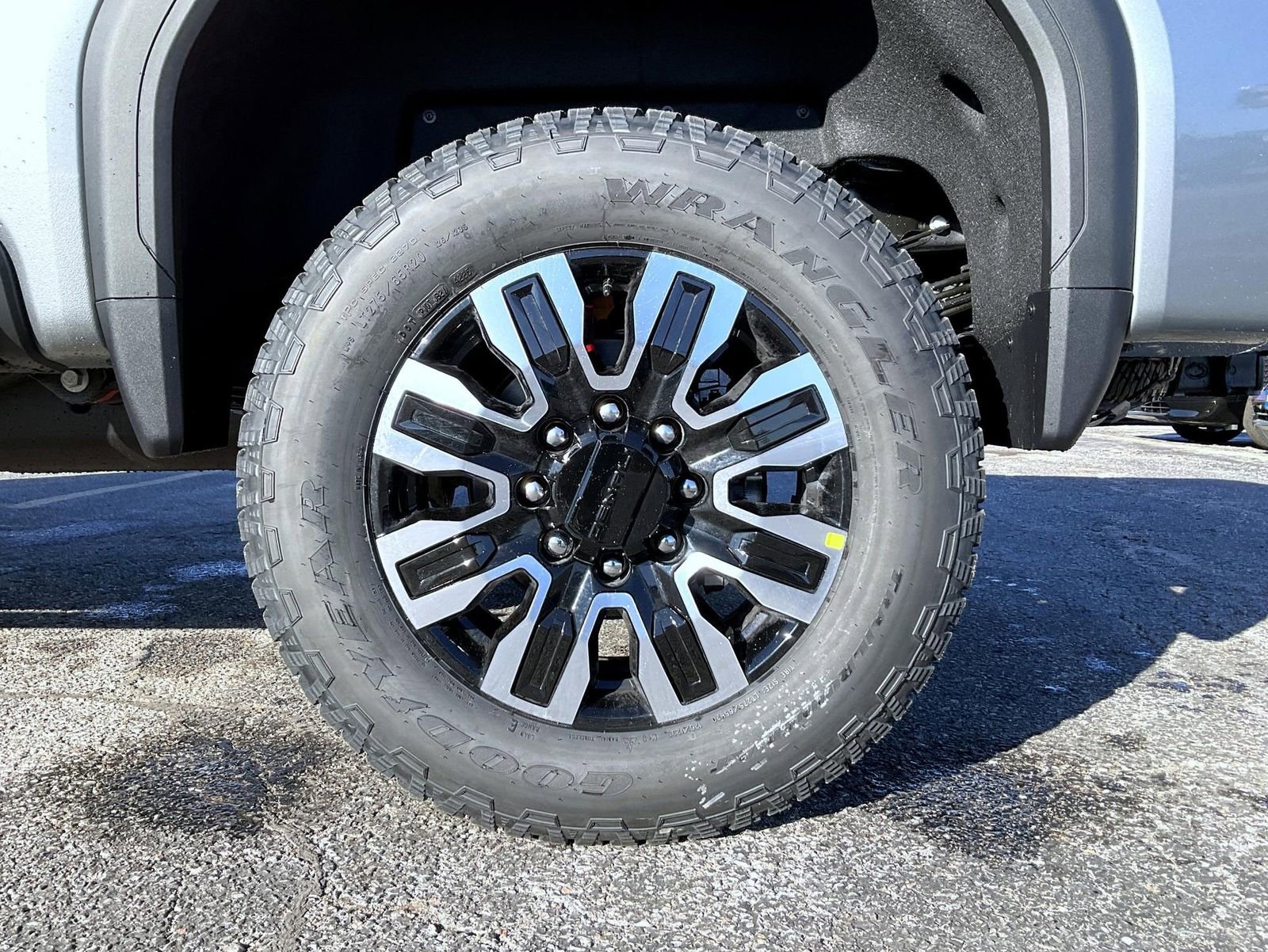 New 2026 GMC Sierra 2500 Denali Ultimate w/ Max Trailering Package image 23