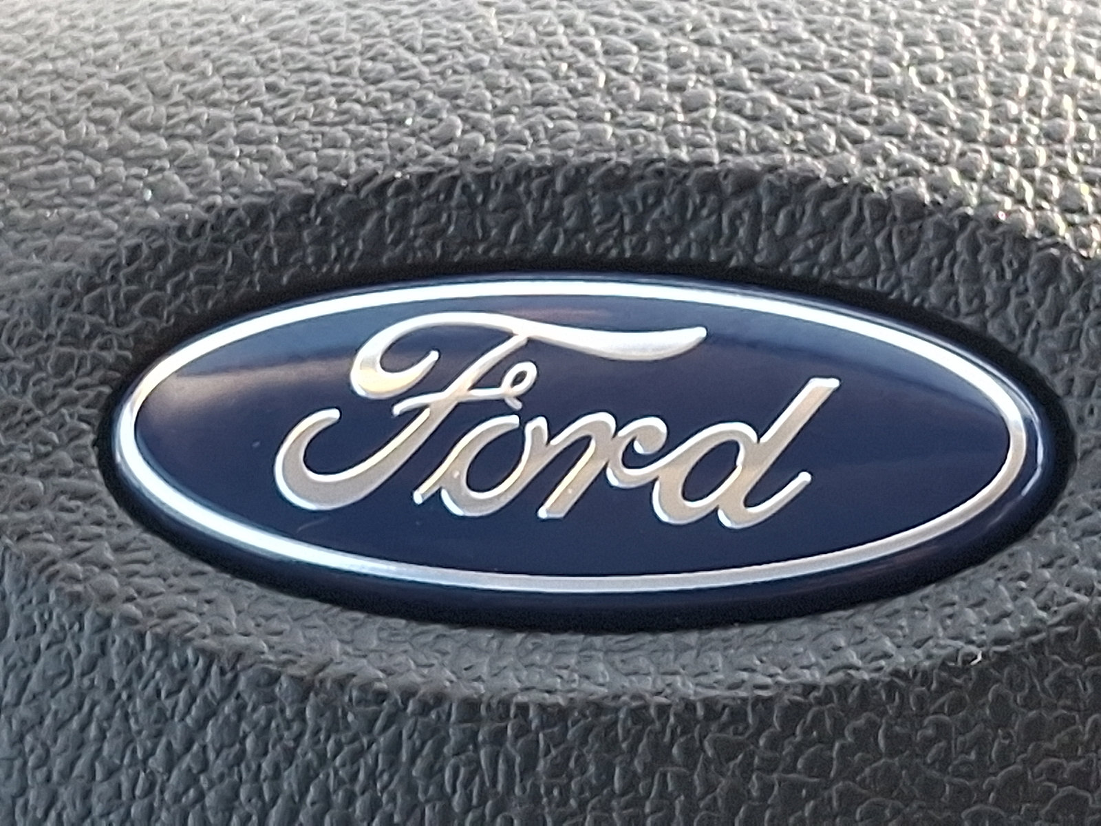 Used 2018 Ford Escape SEL FWD image 31