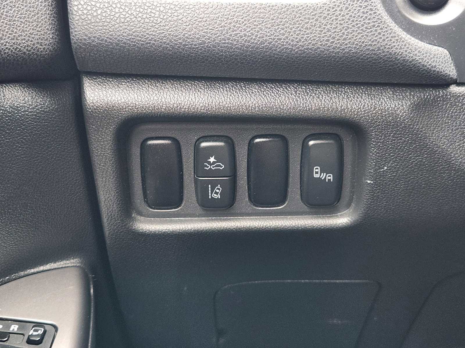 Used 2022 Mitsubishi Outlander Sport SE image 22