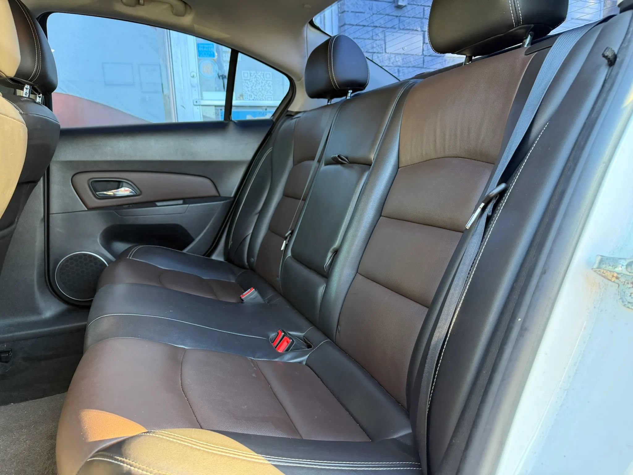 Used 2015 Chevrolet Cruze LTZ w/ Sun, Sound and Sport Package FWD image 12