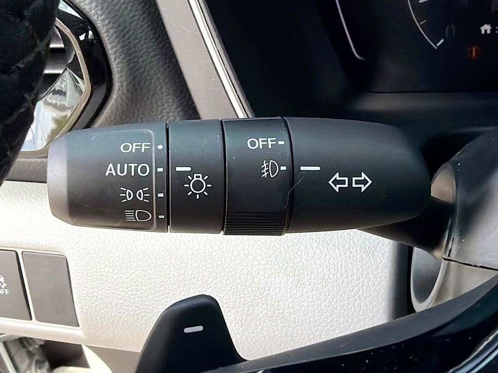 Used 2025 Honda Pilot EX-L image 22