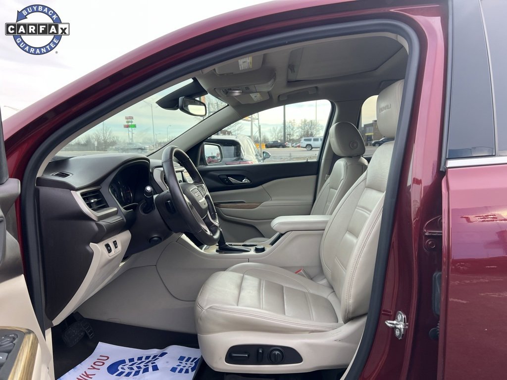 Used 2017 GMC Acadia Denali w/ Technology Package image 8