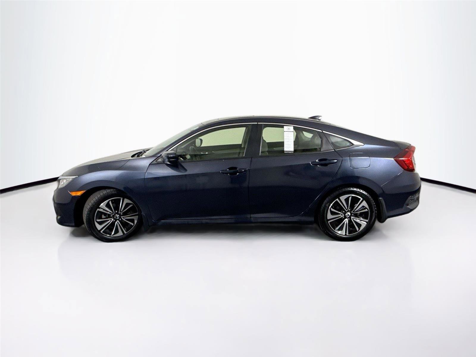 Used 2018 Honda Civic EX-L image 13