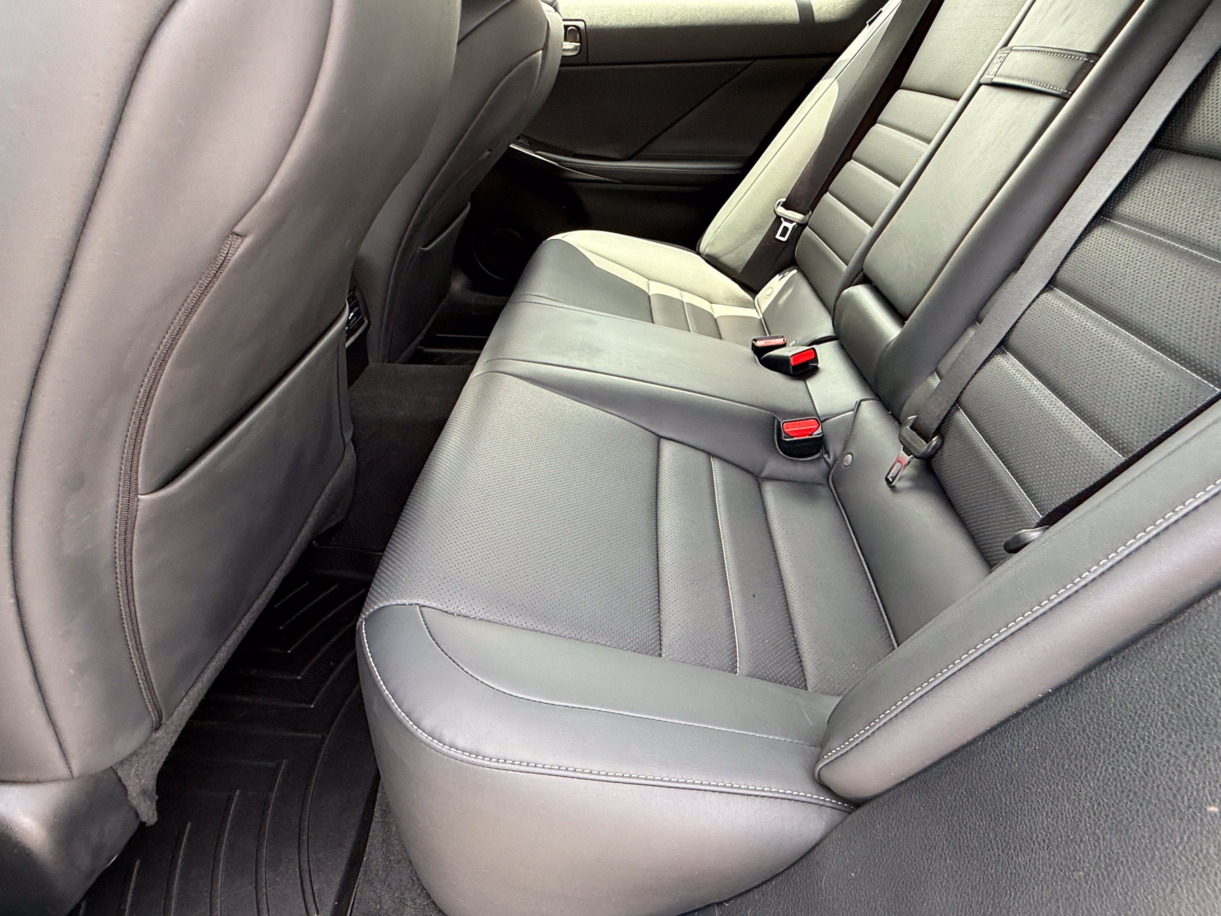 Used 2023 Lexus IS 350 F Sport w/ Navigation Package RWD image 16