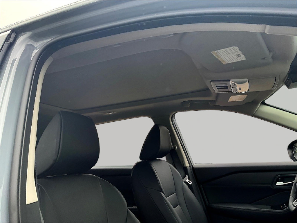 New 2026 Nissan Rogue Dark Armor AWD/4WD image 31