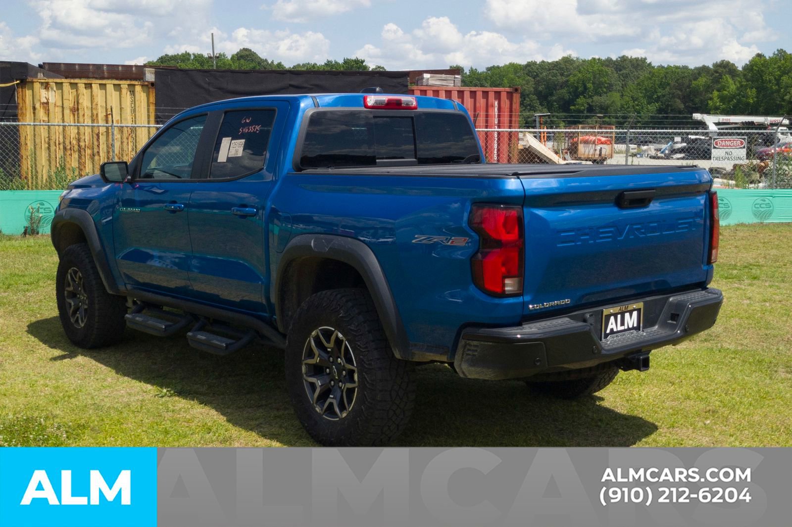 Used 2023 Chevrolet Colorado ZR2 w/ ZR2 Convenience Package III AWD/4WD image 11
