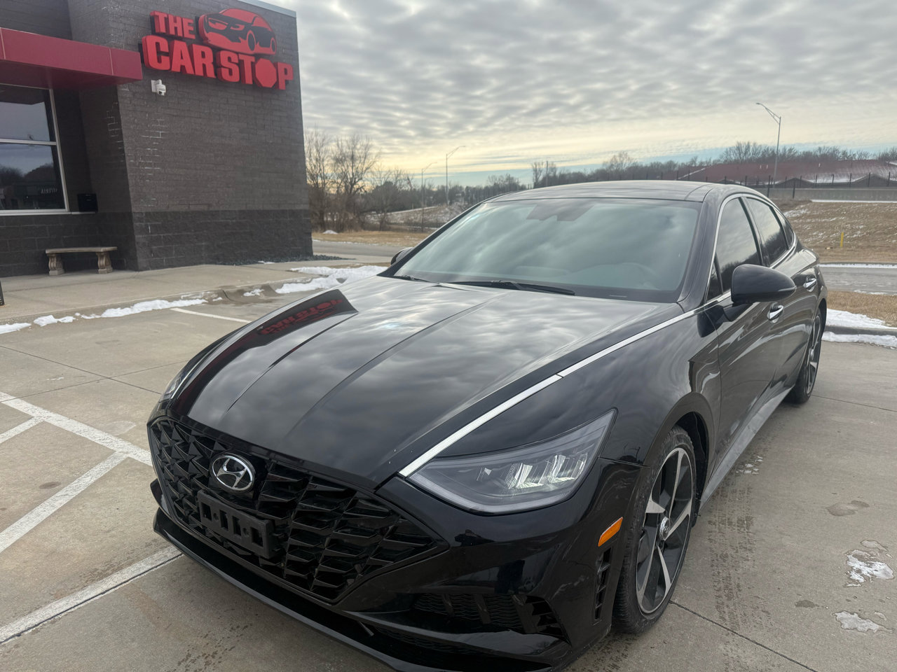 Used 2023 Hyundai Sonata SEL Plus image 2