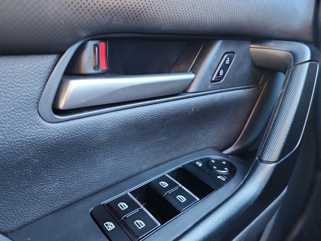 Used 2023 MAZDA CX-50 AWD 2.5 S w/ Cargo Package image 18