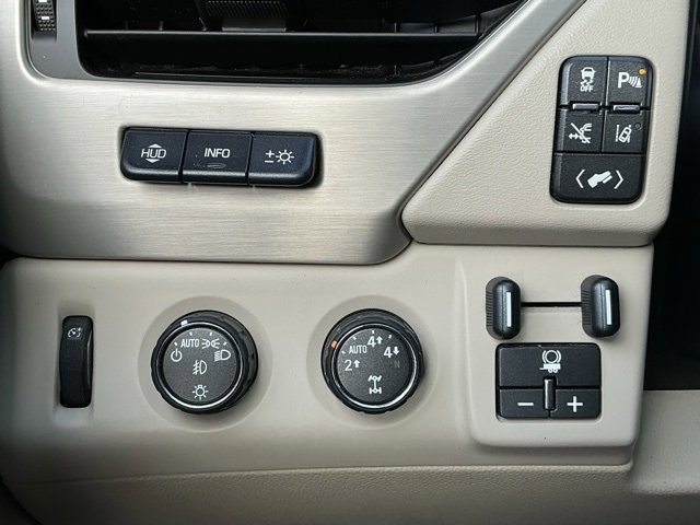 Used 2015 GMC Yukon XL Denali w/ Premium Package image 24