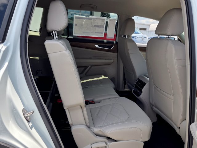 New 2026 Volkswagen Atlas SE FWD image 15