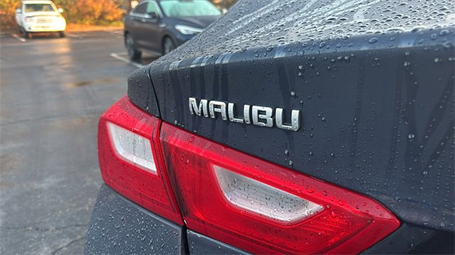Used 2018 Chevrolet Malibu LT image 31