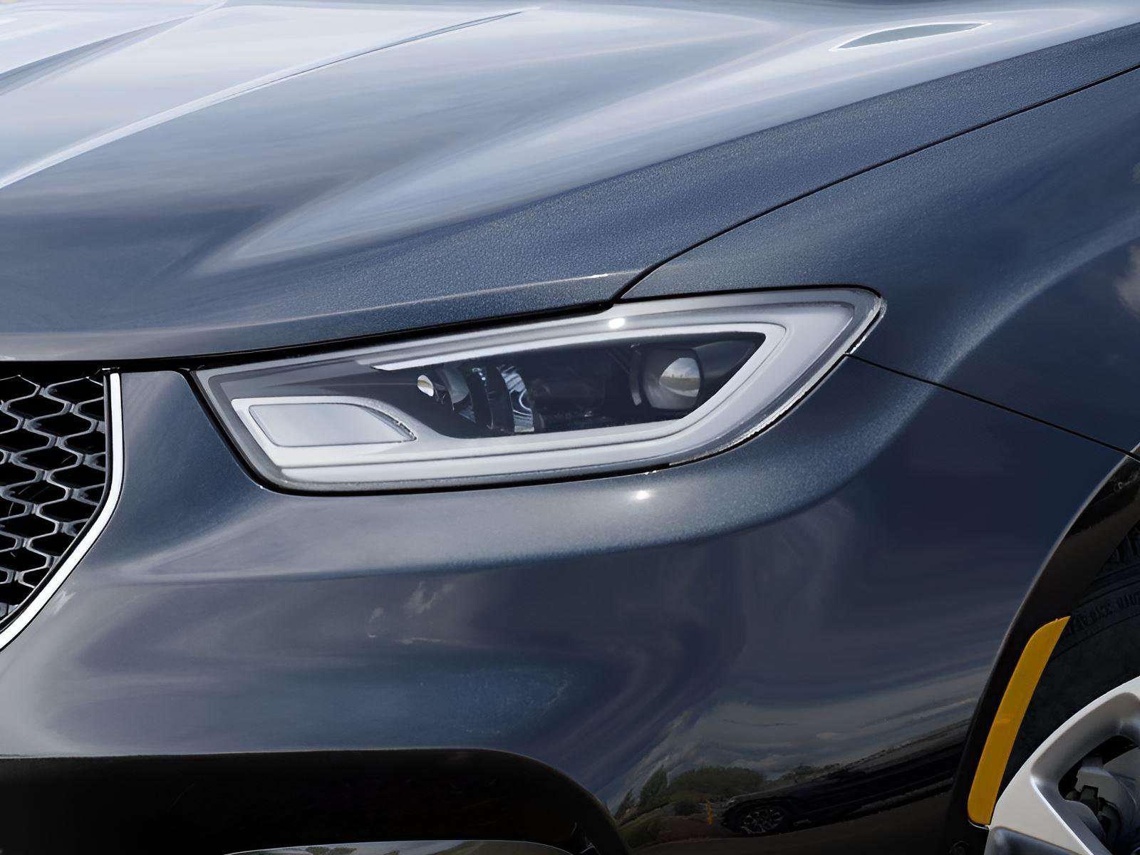 New 2026 Chrysler Pacifica Limited AWD/4WD image 23