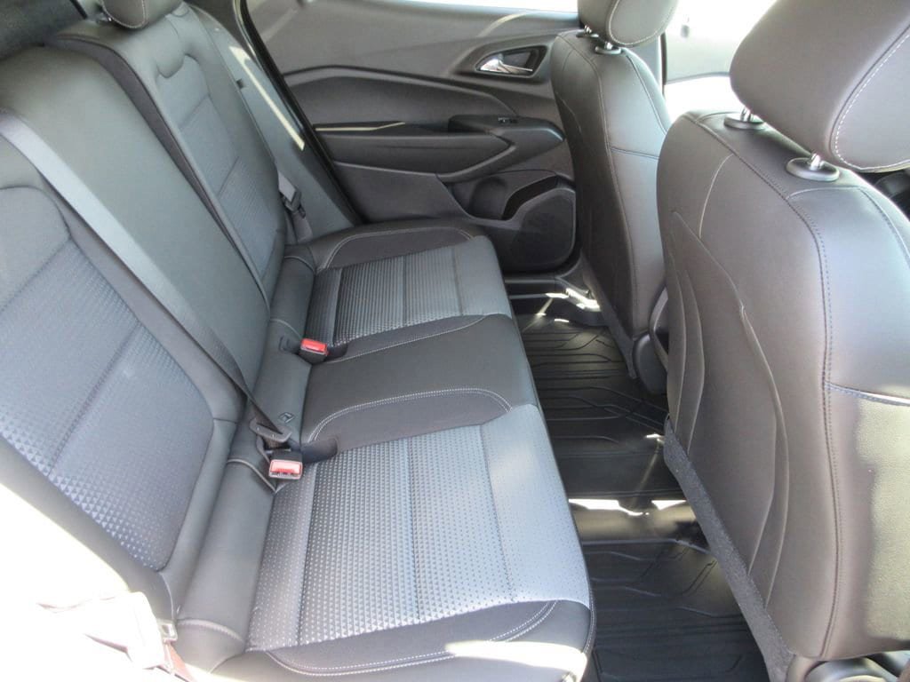 New 2026 Chevrolet Trax LT w/ Driver Confidence Package FWD image 17