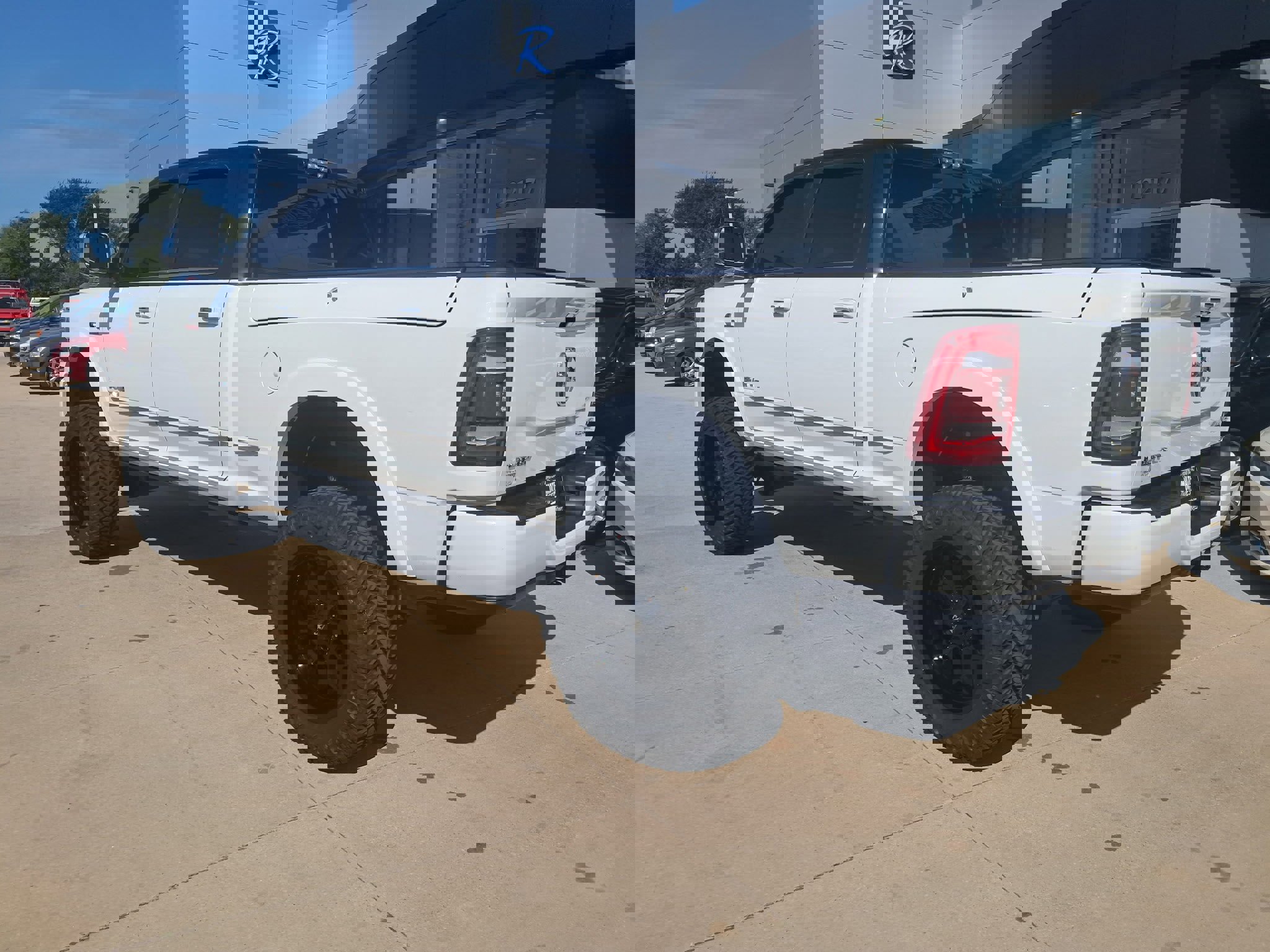 Used 2019 RAM 2500 Limited image 9