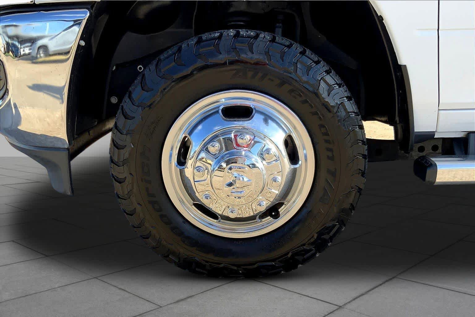 Used 2024 RAM 3500 Tradesman w/ Chrome Appearance Group image 10