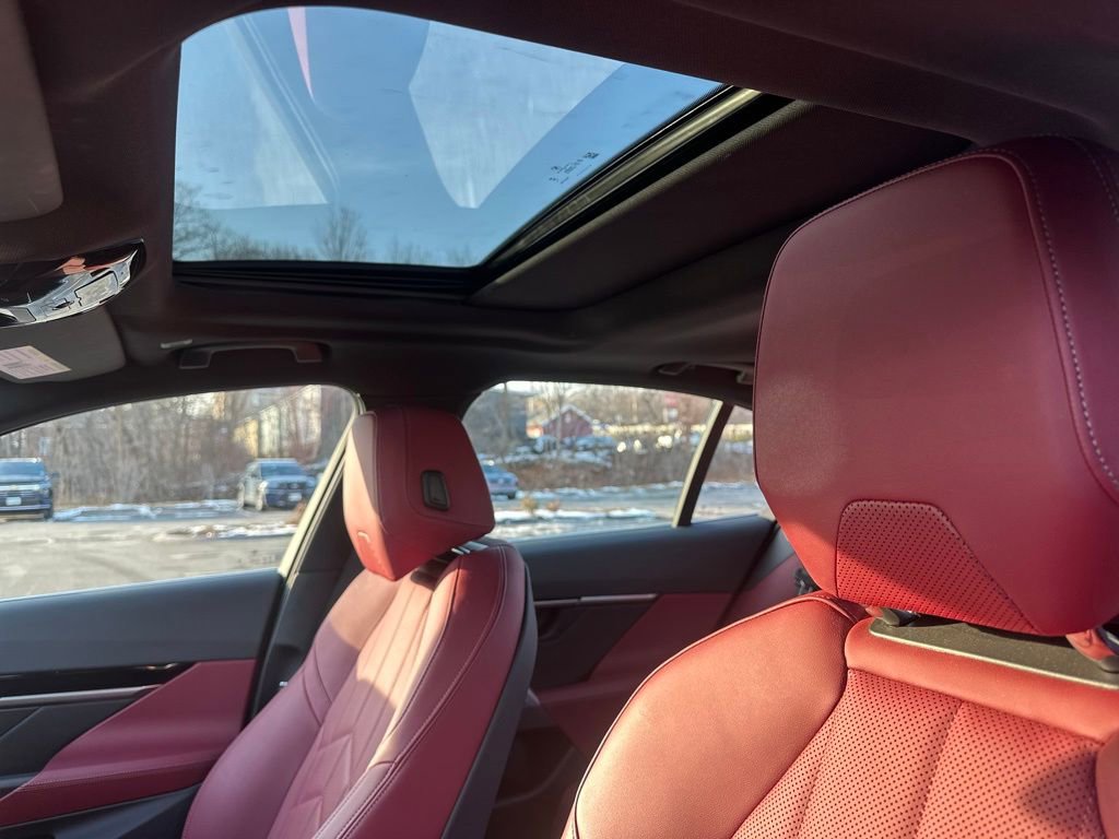 Certified 2024 BMW 530i xDrive w/ Premium Package image 14