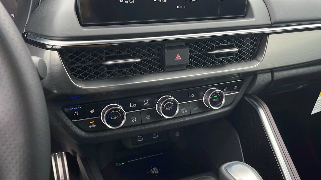 Used 2025 Acura ADX A-Spec image 15