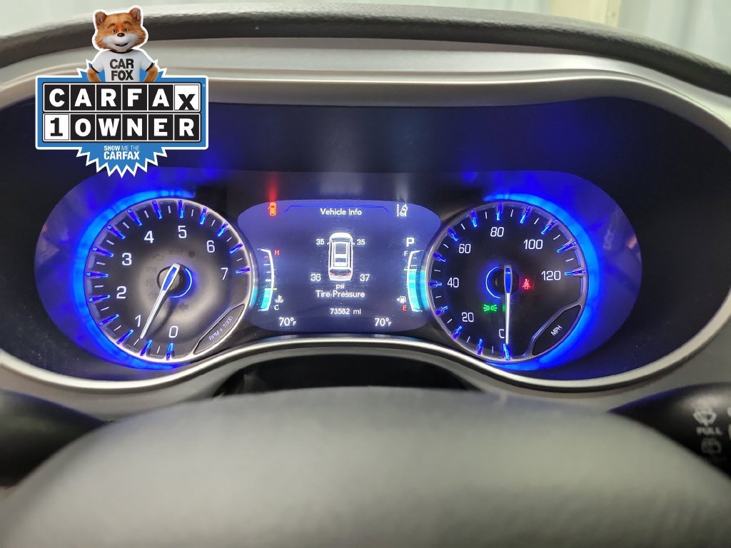 Used 2023 Chrysler Pacifica Touring FWD image 27