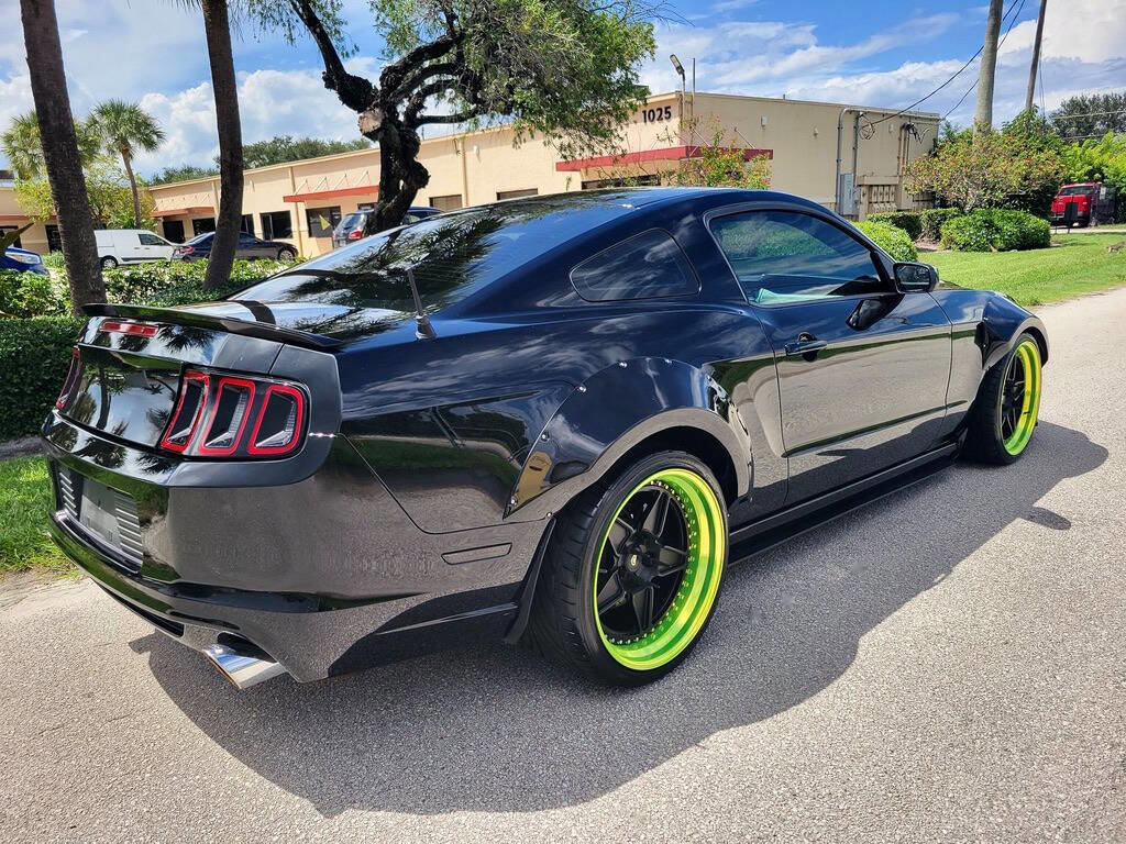 Used 2013 Ford Mustang GT w/ GT Track Pkg RWD image 8