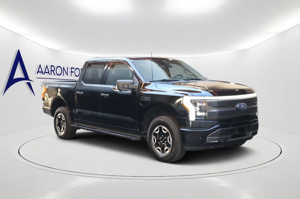 Used 2023 Ford F150 Lightning XLT AWD/4WD image 3