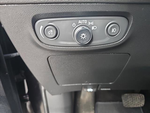 Used 2023 Buick Encore GX Select w/ Safety Package II image 26
