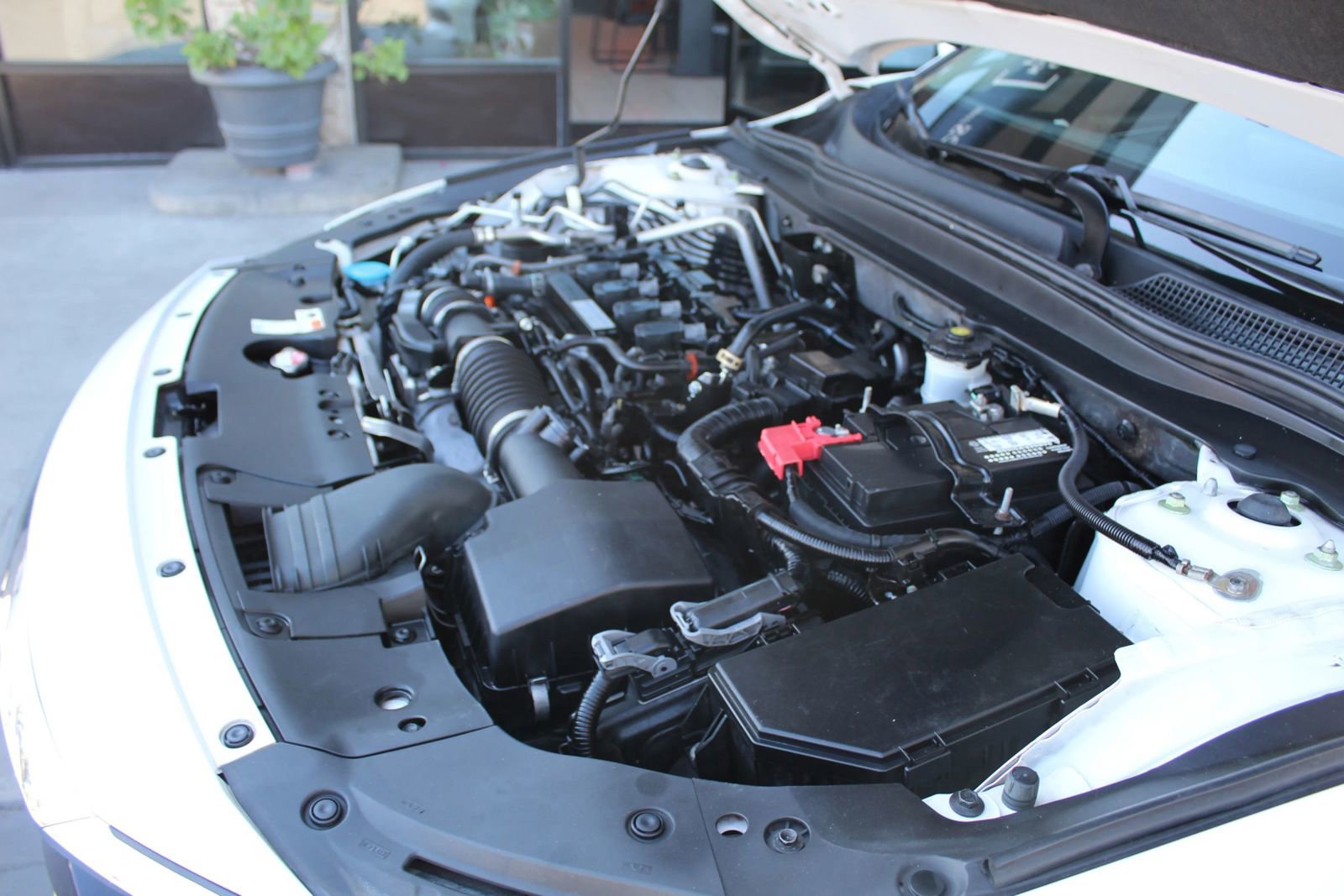 Used 2018 Honda Accord LX image 32