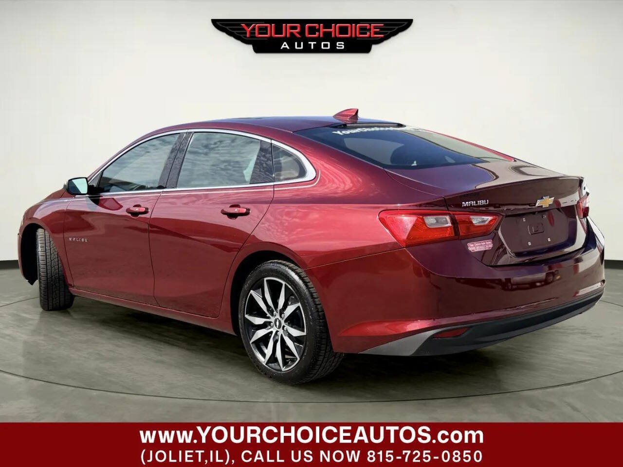 Used 2016 Chevrolet Malibu LT w/ Leather Package FWD image 4
