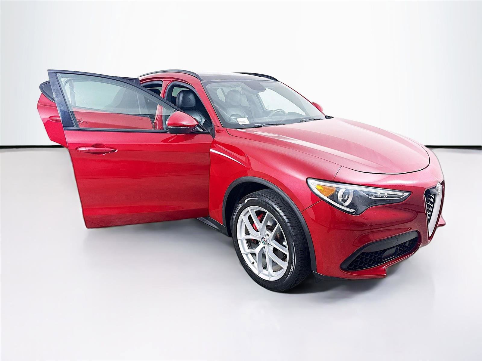 Used 2019 Alfa Romeo Stelvio Ti Sport w/ Quick Order Package 22S Sport AWD/4WD image 42