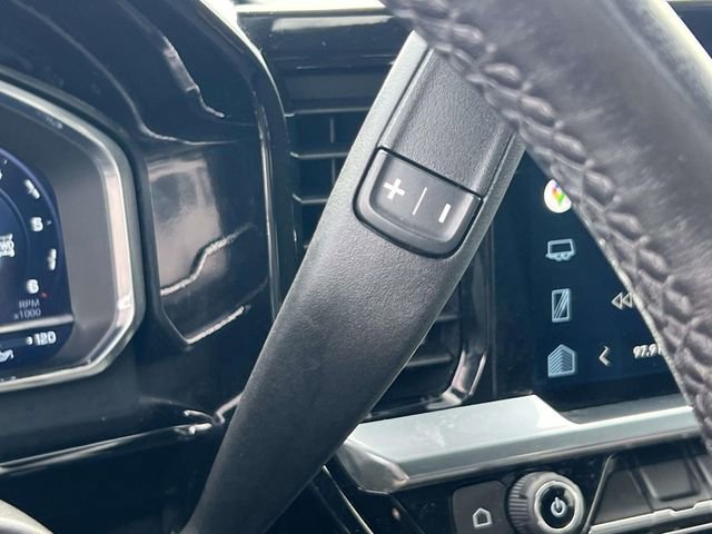 Used 2022 Chevrolet Silverado 1500 LT AWD/4WD image 25
