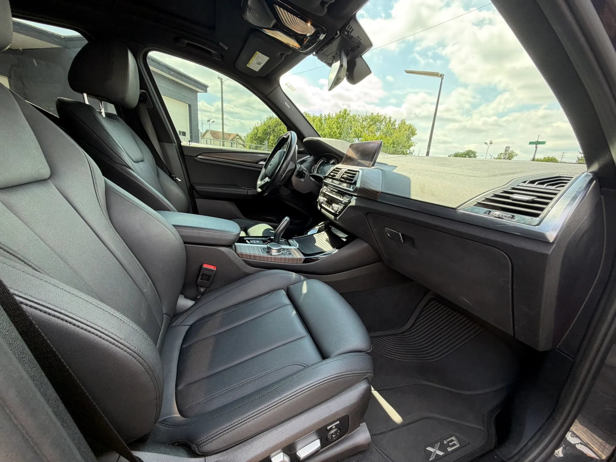 Used 2019 BMW X3 xDrive30i AWD/4WD image 14