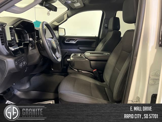 Used 2024 Chevrolet Silverado 1500 LT w/ Z71 Off-Road Package image 17