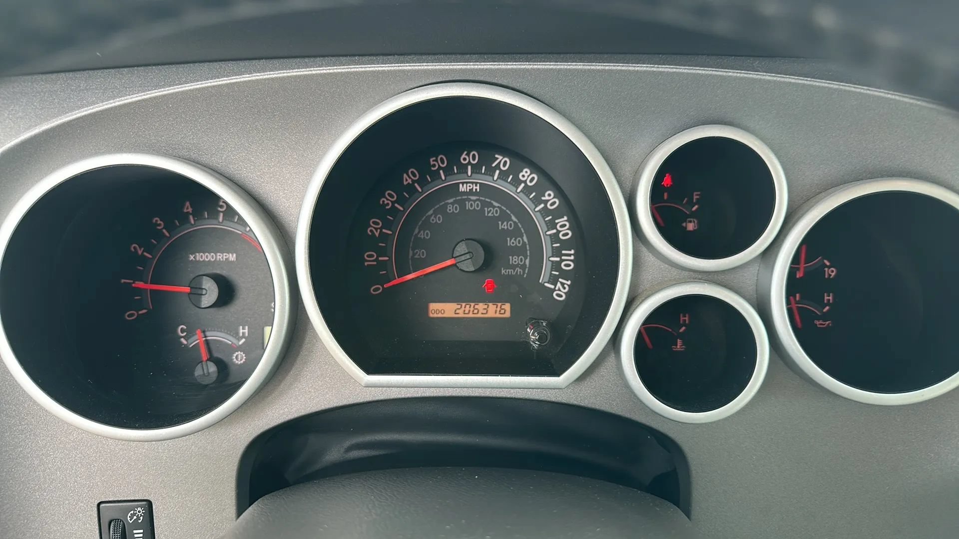 Used 2011 Toyota Sequoia SR5 AWD/4WD image 34